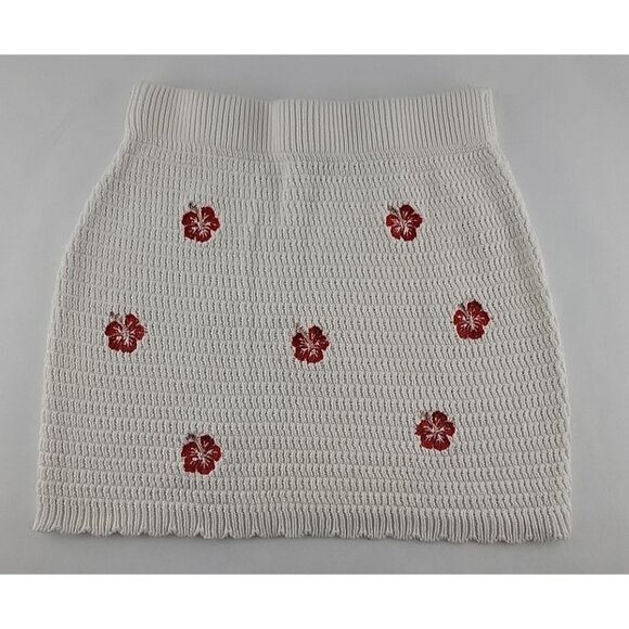 Wild Fable Skirt Small White Red Floral Embroidered Knit Crochet Mini Skirt Trop - Picture 2 of 8